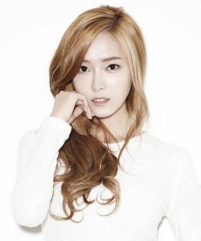 今年女生流行什么颜色的头发