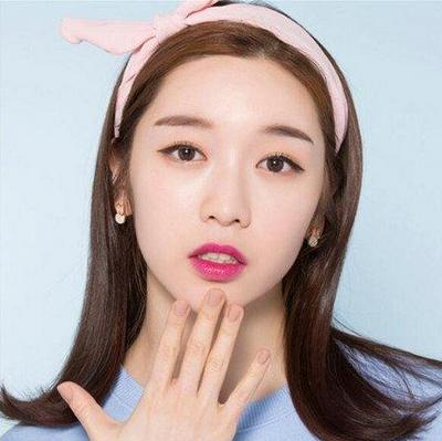 女生短发什么发型好看