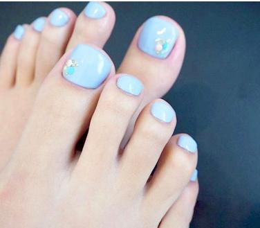 2017新款脚趾甲美甲图片