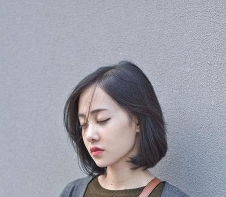 剪什么样的短发显年轻