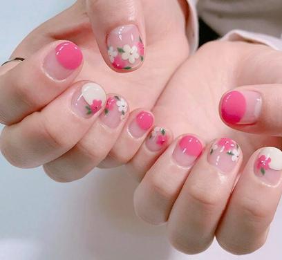 2017春夏浅色美甲