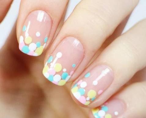 diy圆点贴纸美甲教程