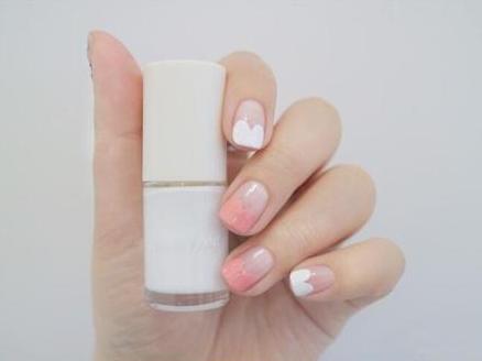 卡通兔子美甲教程