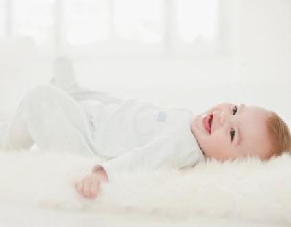 【新生儿感冒】新生儿感冒症状,新生儿感冒怎么办 【新生儿感冒】新生儿感冒症状,新生儿感冒怎么办