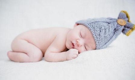 【新生儿感冒】新生儿感冒症状,新生儿感冒怎么办 【新生儿感冒】新生儿感冒症状,新生儿感冒怎么办