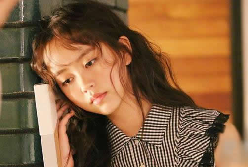 女生头发少适合什么发型 女生头发少适合什么发型