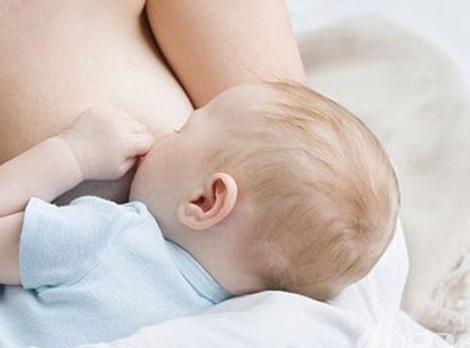 宝宝几个月断奶最好