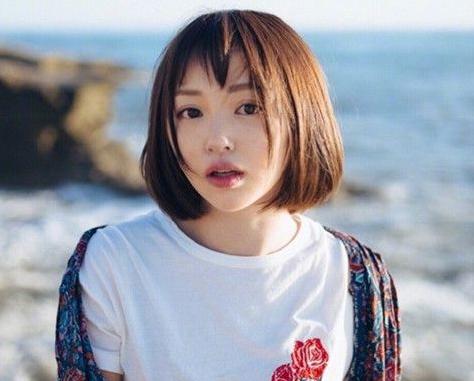 夏季染什么颜色的头发好看