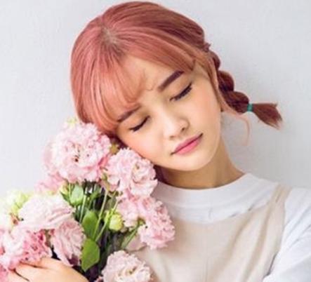 夏天短发怎么扎好看