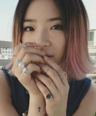 今年流行什么发色