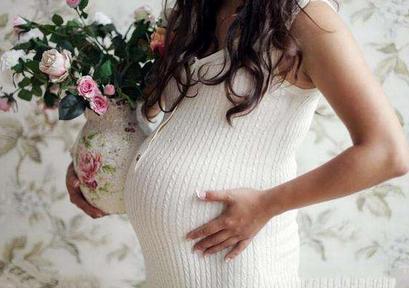 怀孕四个月肚子有多大 怀孕四个月肚子有多大