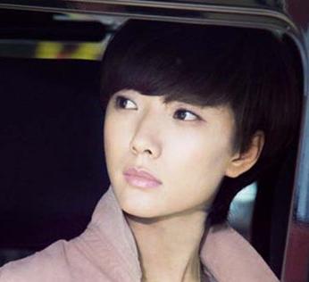 跨界歌王王珞丹发型