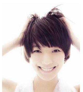 跨界歌王王珞丹发型