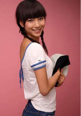 跨界歌王王珞丹发型