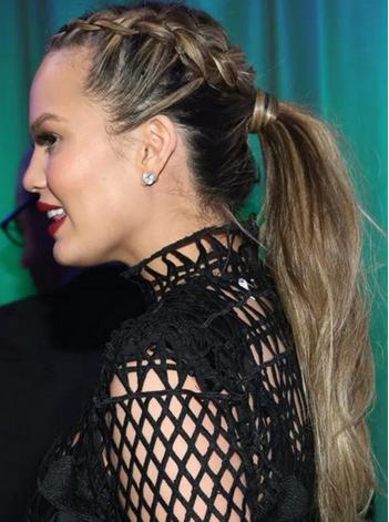 想告别千篇一律？小技巧让你轻松玩转马尾新造型