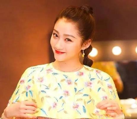 莲藕头2017超流行的发型 让你少女心立刻爆表