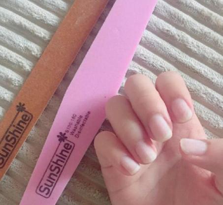 玻璃甲怎么做图解 玻璃甲怎么做图解