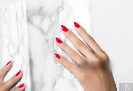 如何选择甲油颜色和美甲图案 如何选择甲油颜色和美甲图案