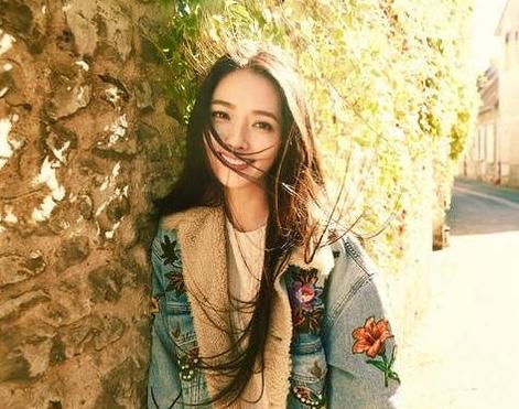 郭碧婷黑色长发美爆巴黎