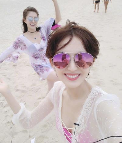 杨幂周冬雨发型超美 夏季如何保持秀发清爽干净才是关键