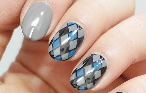 成熟格子美甲教程