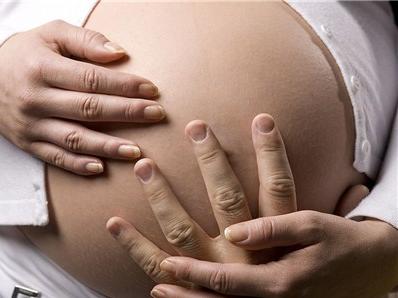 怀孕六个月胎儿位置 怀孕六个月胎儿位置