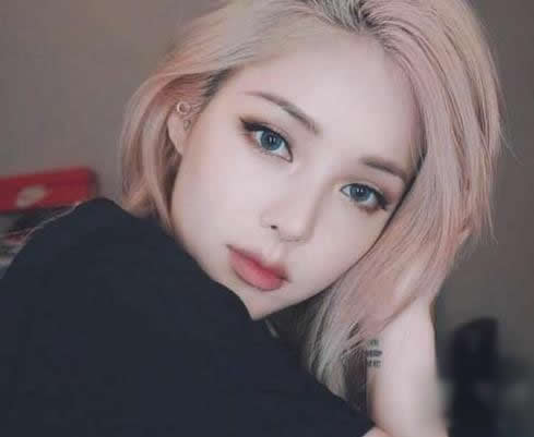 pony要结婚了 盘点韩国美妆大神Pony染过的所有发色