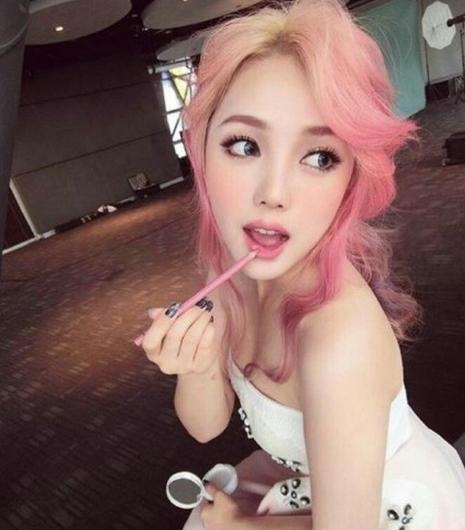 pony要结婚了 盘点韩国美妆大神Pony染过的所有发色