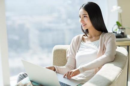 坐月子可以上网吗 坐月子可以上网吗