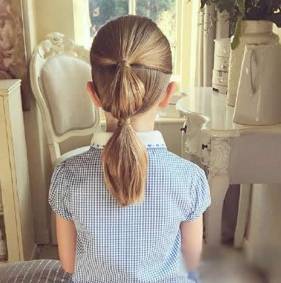 小女孩发型绑扎方法