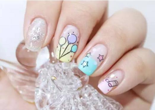 告白气球，2017韩式小清新美甲为你告白加分