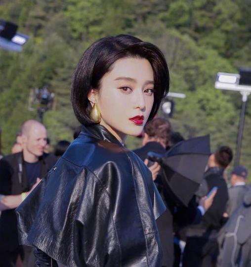 范冰冰也剪短发了 盘点2017范冰冰短发最新造型