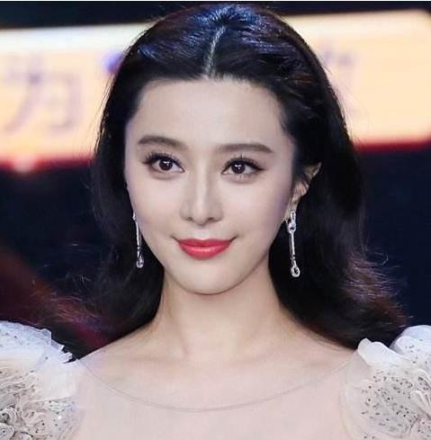 范冰冰也剪短发了 盘点2017范冰冰短发最新造型