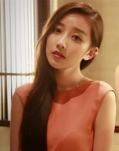 夏天染什么颜色头发好看