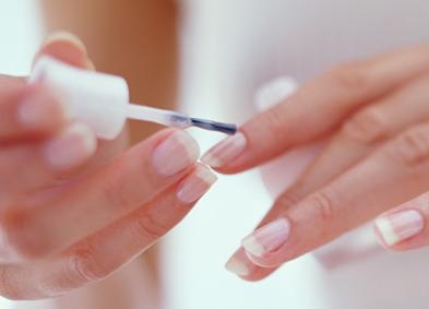 指甲油怎么涂不容易掉