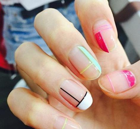 简约美甲图片2017