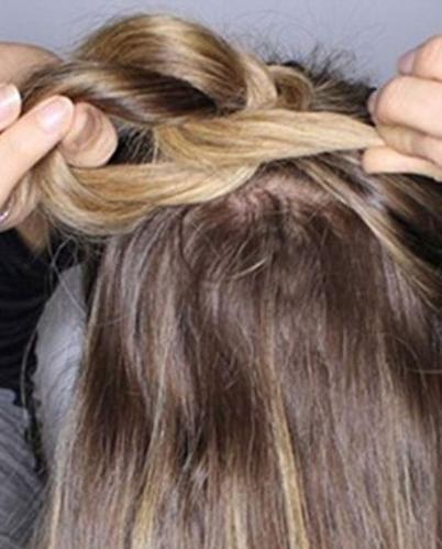 披肩短发怎么扎丸子头