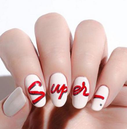 2017新款气质美甲图片 2017新款气质美甲图片