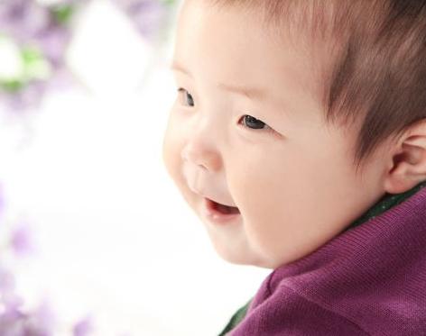 小宝宝鼻塞怎么办 小宝宝鼻塞怎么办