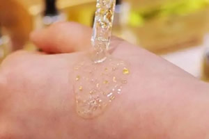 精华液对皮肤有什么好处以及重要性