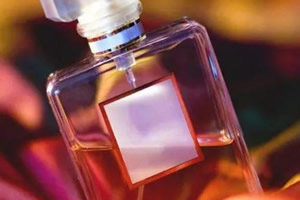 女士公认10大好闻的香水排名(迪奥花漾淡香水)