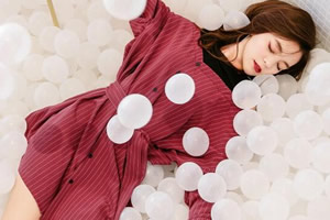 如何接吻让女生腿软,你试过哪一种