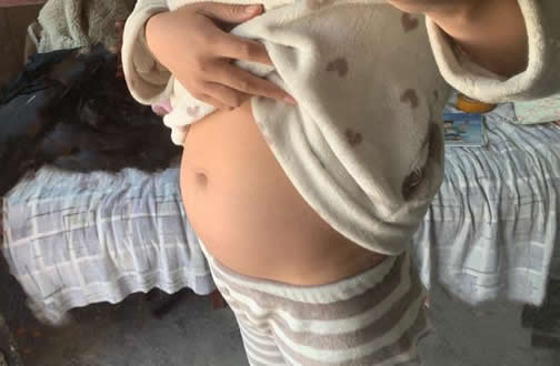 怀孕三个月肚子有多大图(三个月孕肚图片)