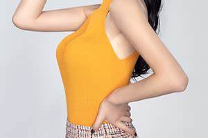 注射玻尿酸丰胸有危险吗(打玻尿酸丰胸的危害)